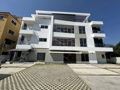 VENDO PENTHOUSE EN LA VEGA