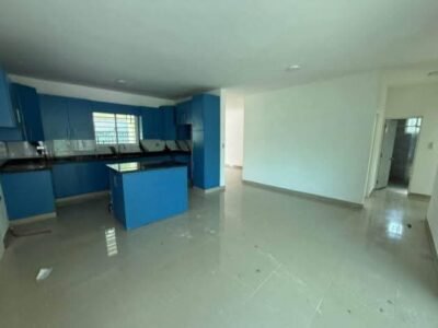 VENDO ESTA CASA EN LA VEGA