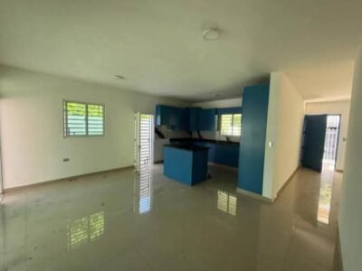 VENDO ESTA CASA EN LA VEGA