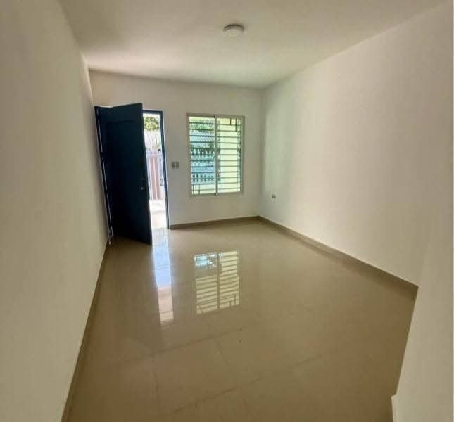 VENDO ESTA CASA EN LA VEGA