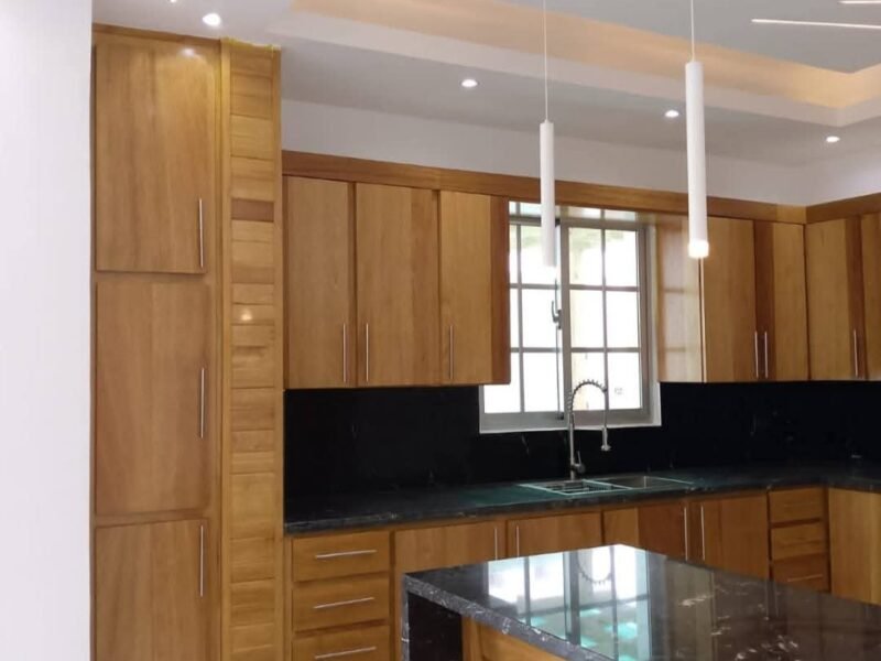 VENDO ESTA CASA EN LA VEGA