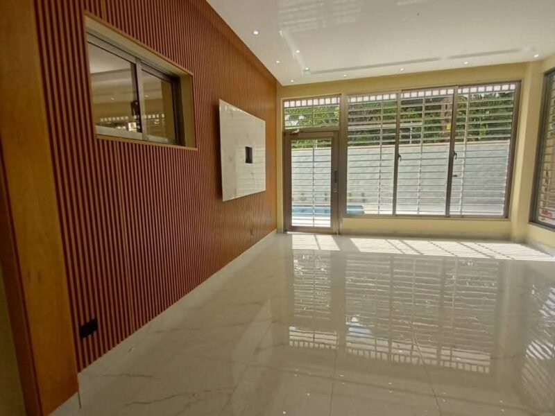 VENDO ESTA HERMOSA CASA EN LA VEGA